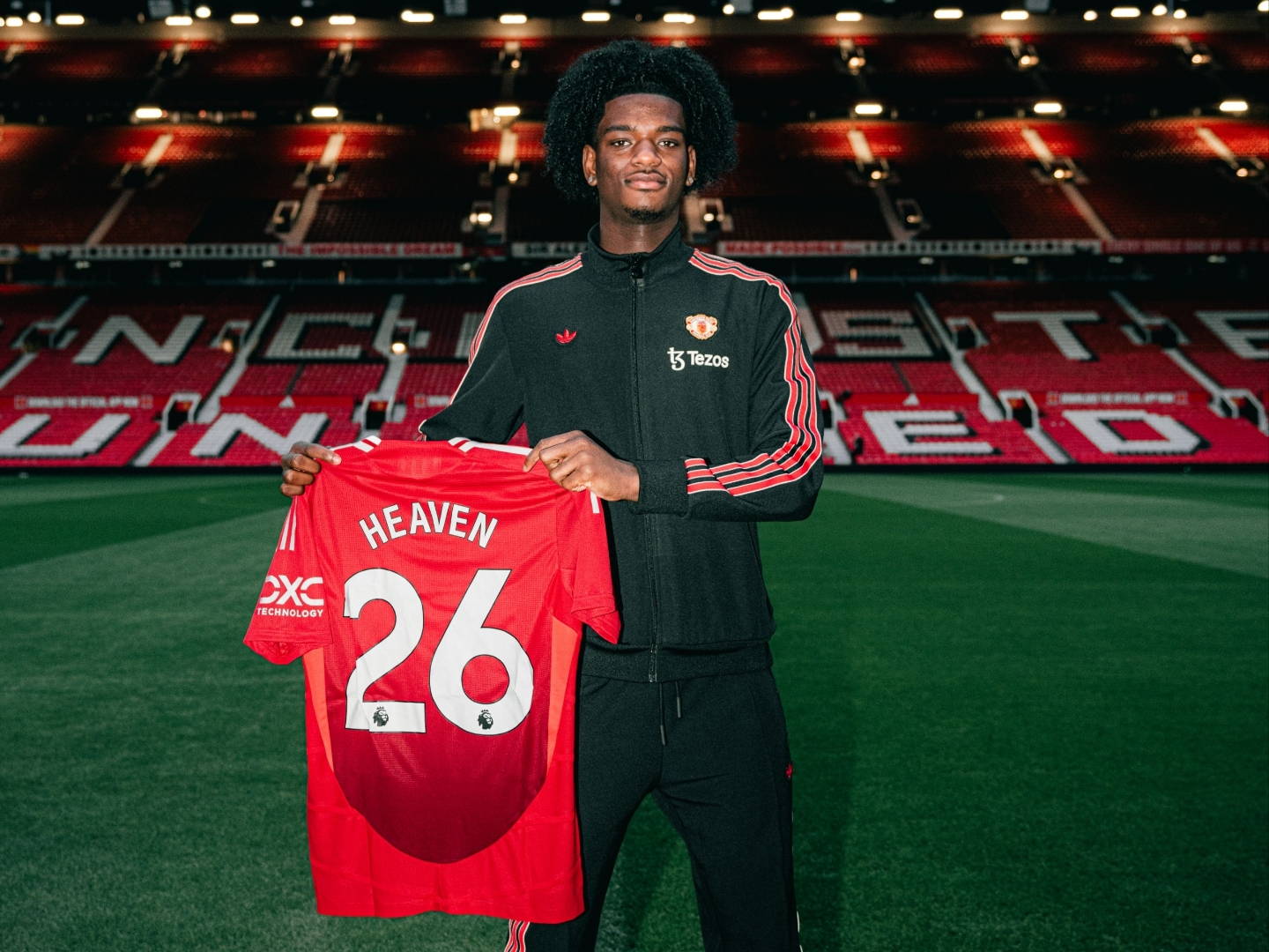 包含国际比赛日CBA常规赛焦点战；曼联复出首秀；气氛紧张；球队文化再被提及的词条