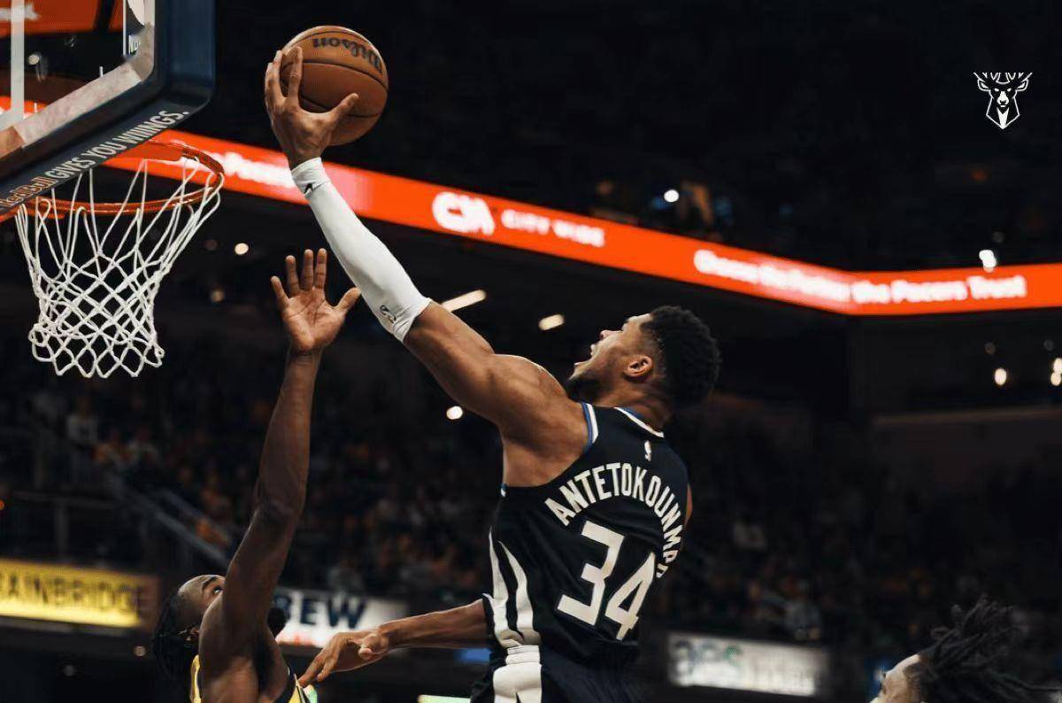 密尔沃基雄鹿训练开放日，今夜单刀错失引欢呼，NBA季后赛在即，训练强度明显提升的简单介绍